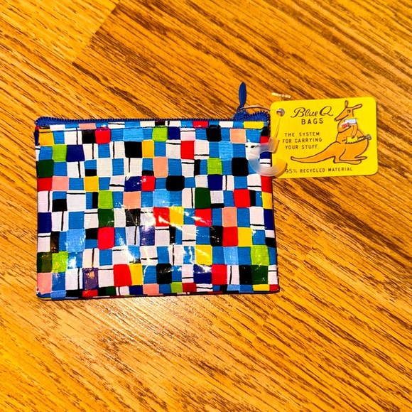 BLUE Q Bags Coin Purse:Checkerboard Multi Color Zipper Bag 95% Recycled Material - Picture 1 of 7